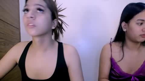 Snapshot of riyah_parker chatting on June 2026 02:01:02 AM riyah_parker online show from June 2026 02:01:02 AM