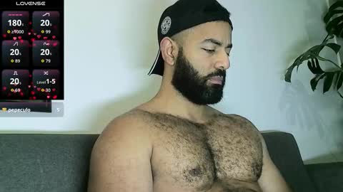 SebasRoa online show from September 2025 05:23:01 PM