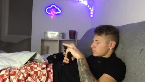 RoastingCorn online show from January 2025 01:04:02 PM