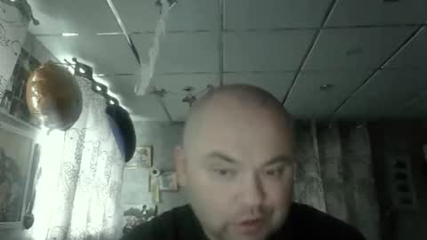 rob18997 online show from November 2025 09:42:02 AM