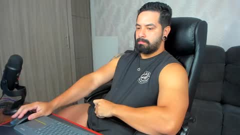 Snapshot of robby_k chatting on January 2025 12:23:01 AM Robby online show from January 2025 12:23:01 AM