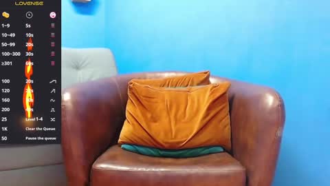 robert_kingg online show from September 2025 11:37:01 PM