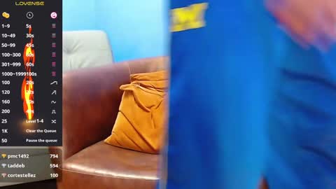 robert_kingg online show from September 2025 11:15:01 AM