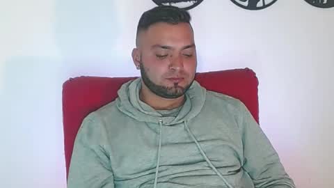 Snapshot of robert_leroy chatting on June 2026 03:55:02 AM Stiven - online show from June 2026 03:55:02 AM