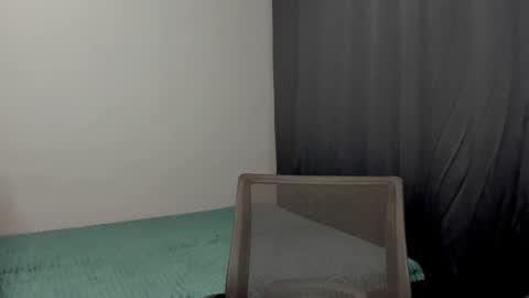 Lisa and Robert  i am online all days 900 am GMT3   online show from December 2024 11:17:01 AM