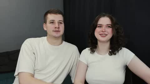 Lisa and Robert  i am online all days 900 am GMT3   online show from February 2025 01:22:01 AM