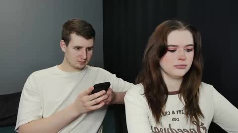 Lisa and Robert  i am online all days 900 am GMT3   online show from March 2025 10:40:02 AM