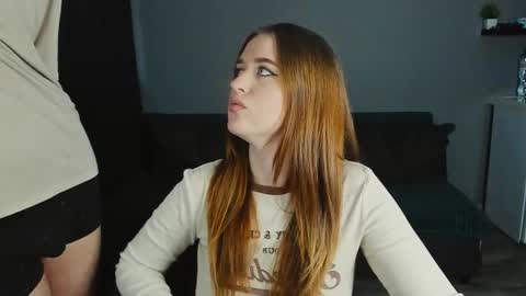 Lisa and Robert  i am online all days 900 am GMT3   online show from September 2025 11:22:02 AM