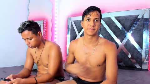 Snapshot of robertmiller21 chatting on December 2024 04:42:02 AM Robert Miller And Mael Thompson online show from December 2024 04:42:02 AM