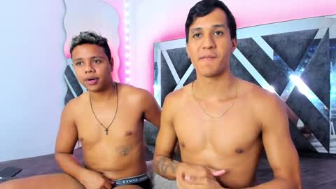 Snapshot of robertmiller21 chatting on December 2024 07:53:02 PM Robert Miller And Mael Thompson online show from December 2024 07:53:02 PM