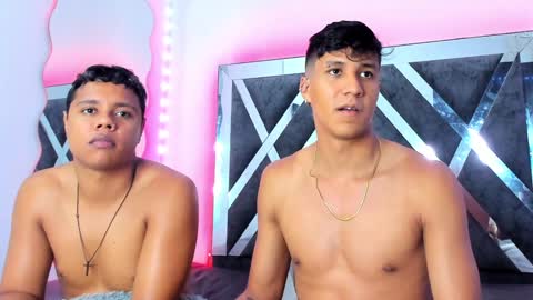 Snapshot of robertmiller21 chatting on December 2024 07:33:02 AM Robert Miller And Mael Thompson online show from December 2024 07:33:02 AM