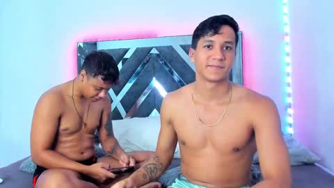 Snapshot of robertmiller21 chatting on February 2025 04:44:01 AM Robert Miller And Mael Thompson online show from February 2025 04:44:01 AM