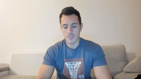 roberto4ever online show from November 2025 05:41:01 AM