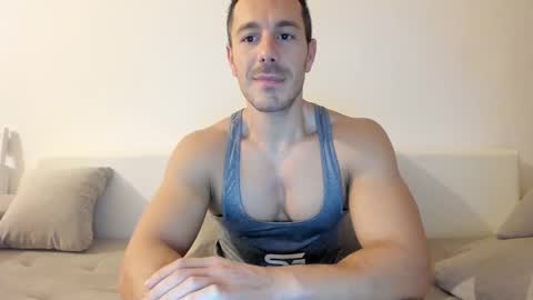 roberto4ever online show from March 2026 04:07:02 AM