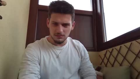 Snapshot of roberto_twink1 chatting on January 2026 08:40:02 AM Roberto online show from January 2026 08:40:02 AM