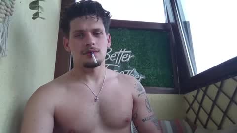 Snapshot of roberto_twink1 chatting on May 2026 09:50:01 AM Roberto online show from May 2026 09:50:01 AM