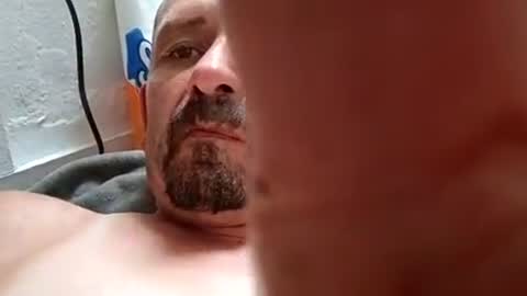 robertsaiz4200 online show from July 2026 08:46:01 PM