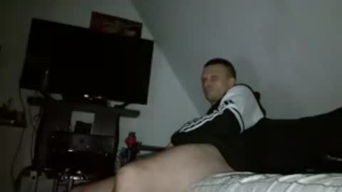 Zenek online show from June 2026 06:38:01 AM