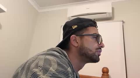 robin1036 online show from April 2026 02:11:02 PM