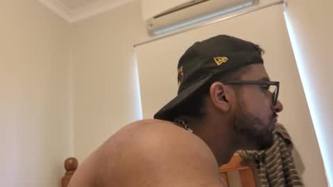 robin1036 online show from April 2026 08:10:01 AM