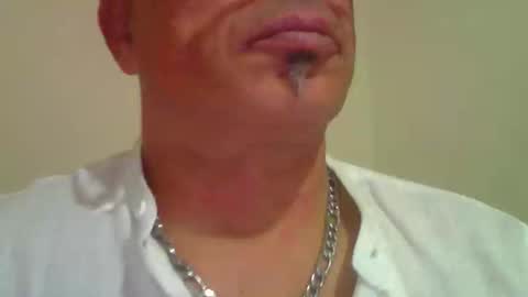 robmari7280 online show from December 2025 02:18:01 AM