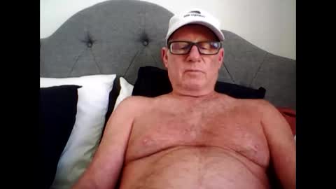 robo0000 online show from April 2026 09:01:02 PM