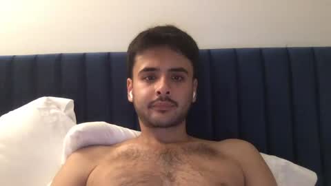 robthefalcon17 online show from September 2025 02:16:01 AM