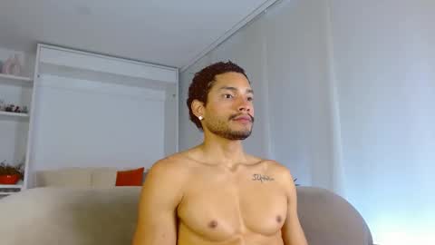 roby_millerr online show from February 2025 03:05:01 PM