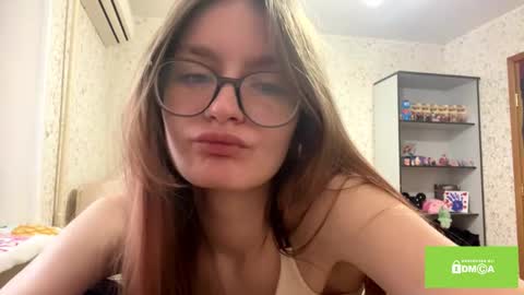 robynsentinella online show from February 2026 03:37:01 AM