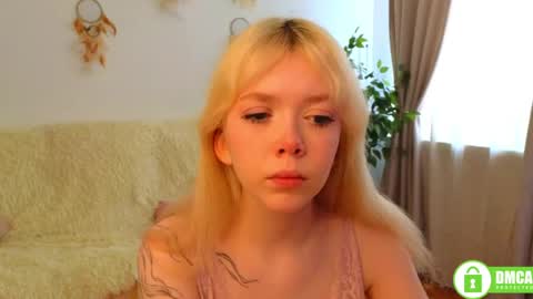 rochelle_dolly online show from May 2026 01:39:02 PM