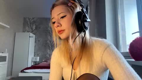 Snapshot of rochellehouis chatting on February 2026 11:06:02 AM Anny online show from February 2026 11:06:02 AM