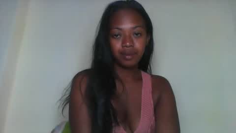 rochellinah online show from April 2026 11:32:01 AM