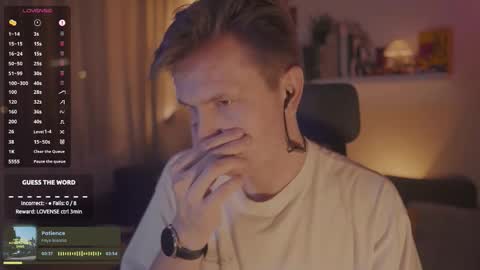 Snapshot of rocketbunnyxxx chatting on October 2025 03:09:01 AM Rocket Bunny online show from October 2025 03:09:01 AM