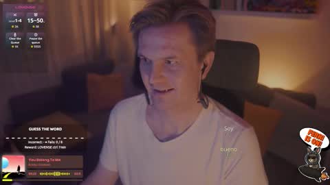 Snapshot of rocketbunnyxxx chatting on November 2025 07:01:02 PM Rocket Bunny online show from November 2025 07:01:02 PM