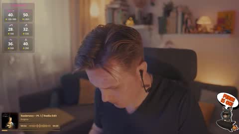 Snapshot of rocketbunnyxxx chatting on November 2025 10:28:02 AM Rocket Bunny online show from November 2025 10:28:02 AM