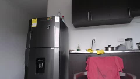 rocky muscle online show from December 2025 08:14:02 PM