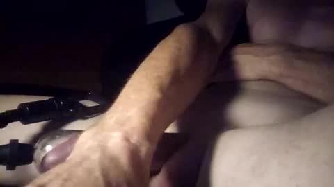 rod77knee online show from February 2026 08:18:01 PM