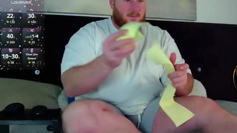 Snapshot of roddy_riss chatting on December 2025 09:24:01 AM Roddy online show from December 2025 09:24:01 AM