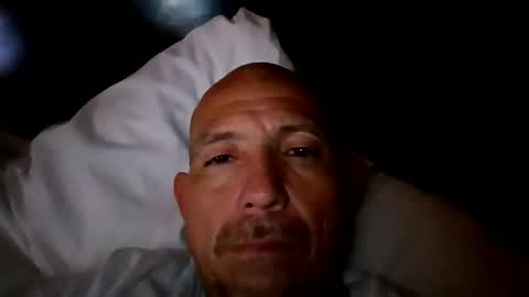 Snapshot of rodolfolucio chatting on December 2025 09:03:01 AM rodolfolucio online show from December 2025 09:03:01 AM