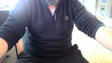 Snapshot of rolandloser1000 chatting on February 2025 02:04:01 PM rolandloser1000 online show from February 2025 02:04:01 PM