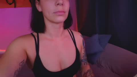 Snapshot of rollamoonshine chatting on June 2026 08:08:01 PM rollamoonshine online show from June 2026 08:08:01 PM