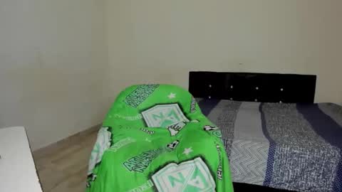 Snapshot of rolling_05 chatting on December 2025 05:27:02 AM rolling_05 online show from December 2025 05:27:02 AM