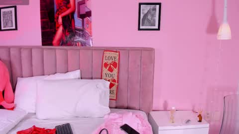 Marcela online show from February 2025 07:02:01 PM