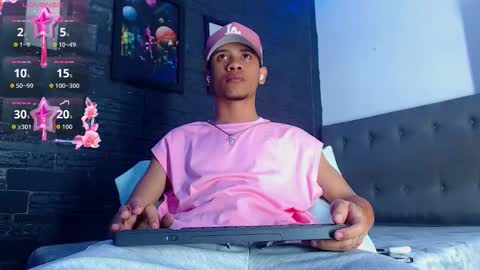 Snapshot of romancartier_ chatting on October 2025 10:38:02 AM Roman Cartier online show from October 2025 10:38:02 AM