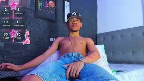 Snapshot of romancartier_ chatting on November 2025 05:51:01 AM Roman Cartier online show from November 2025 05:51:01 AM