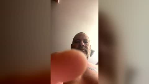 Snapshot of romander2017 chatting on June 2026 11:40:01 PM Wasati online show from June 2026 11:40:01 PM