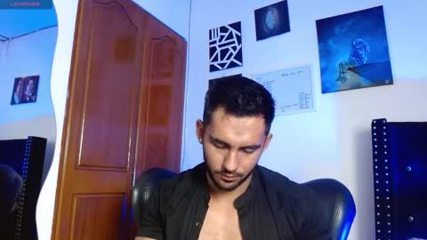 Roman online show from March 2026 08:02:01 PM