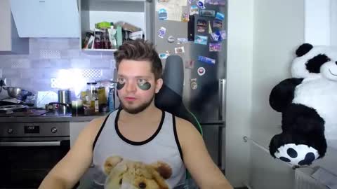 Snapshot of romantic_twunk chatting on September 2025 02:50:02 AM romantic_twunk online show from September 2025 02:50:02 AM