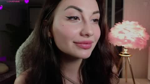 romanticsonya online show from April 2026 08:50:01 PM