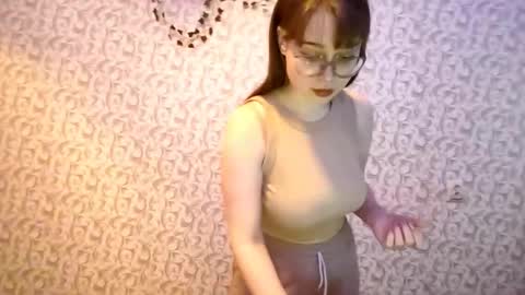 Snapshot of romeliamimozo chatting on November 2025 11:31:01 AM Alya online show from November 2025 11:31:01 AM